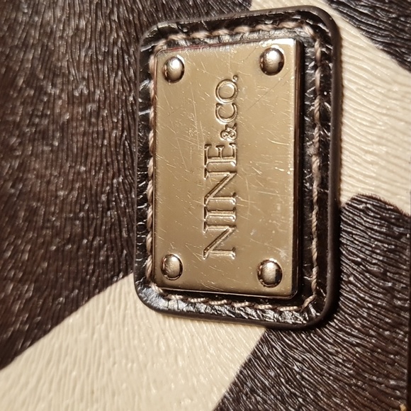 Nine & Co Cowhide Pattern - Picture 2 of 4